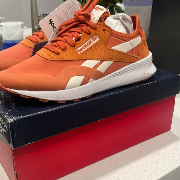 Reebok Shoes - Reebok Womens Classic Nylon